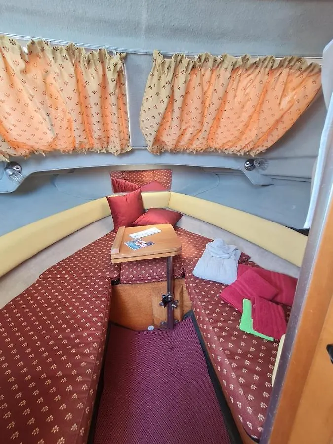 Lupa - La Flotta Di Willy Gio Hotel Alghero Italy